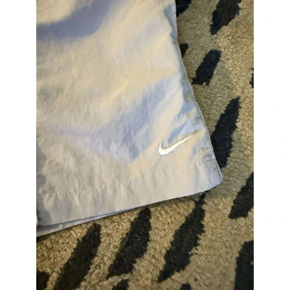 Ladies Size  Medium Nike Dry‎ Fit Shorts With Pockets 3899
